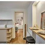 Apartment Eiffel Tower Trocadero By Studio Prestige